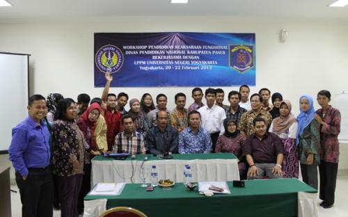 workshop pendidikan keaksaraan fungsional dinas pendidikan kabupaten paser