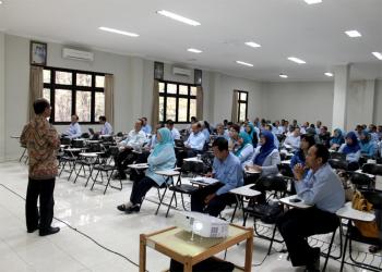 pelatihan aplikasi simlitabmas