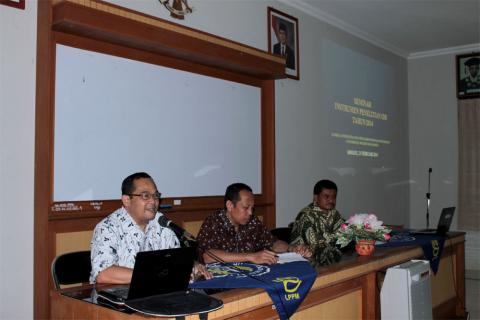 seminar idb tahun 2014